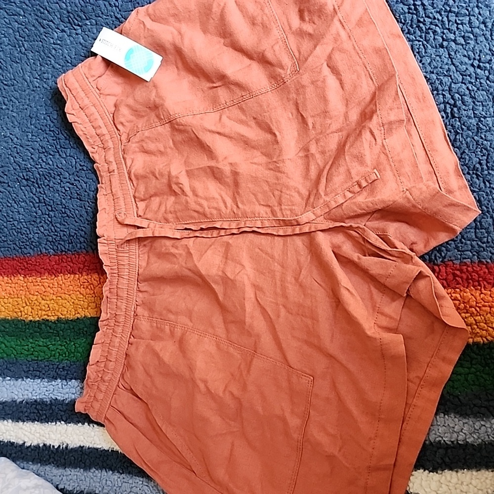 High rise linen pull on shorts